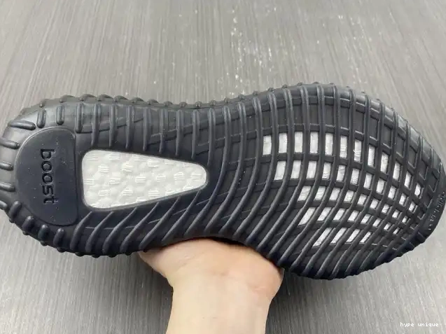hype Yeezy BY1604 White Core Black V2 Boost 350 Adidas 0327